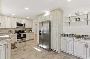 681 Manor Ridge Dr SW, Mableton, GA 30126 - Photo 17