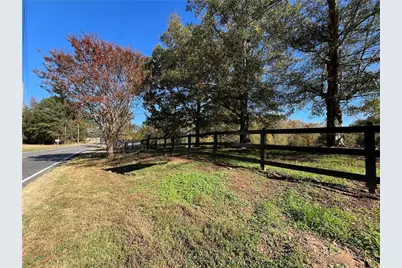 1982 Fence Road, Dacula, GA 30019 - Photo 3