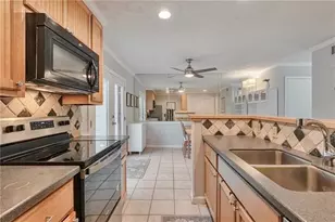 8 Arpege Way NW, Atlanta, GA 30327 - Photo 5