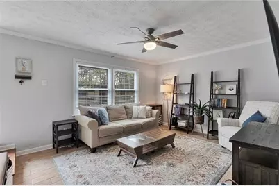 8 Arpege Way NW, Atlanta, GA 30327 - Photo 9