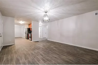 7078 Reserve Court, Flowery Branch, GA 30542 - Photo 5