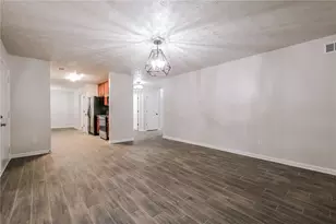 7078 Reserve Ct, Flowery Branch, GA 30542 - Photo 5