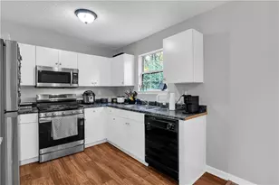 2180 Hidden Creek Dr, Decatur, GA 30035 - Photo 9