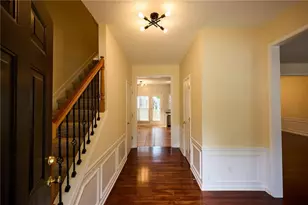 2215 Traywick Chase, Alpharetta, GA 30004 - Photo 3