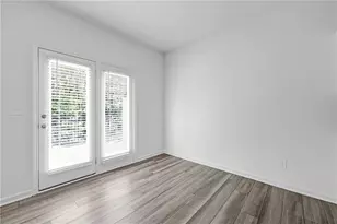 3568 Eagle Ct SW, Atlanta, GA 30331 - Photo 9