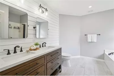 2900 Emerald Springs Drive, Lawrenceville, GA 30045 - Photo 15