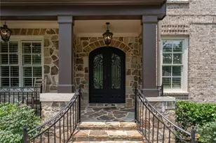 6552 Long Acres Dr, Atlanta, GA 30328 - Photo 3