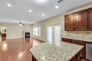 270 Woods Creek Dr, Suwanee, GA 30024 - Photo 23