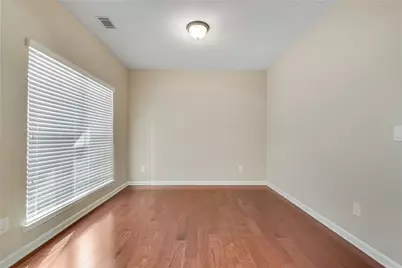 270 Woods Creek Drive, Suwanee, GA 30024 - Photo 9