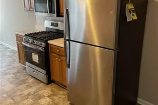 251 Ashland Creek Ct, Lawrenceville, GA 30045 - Photo 9