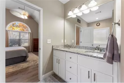 732 E Jefferson Street, Hoschton, GA 30548 - Photo 27