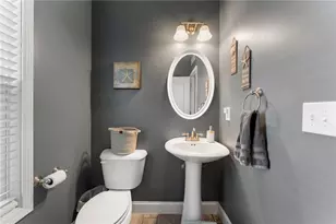 732 E Jefferson St, Hoschton, GA 30548 - Photo 21