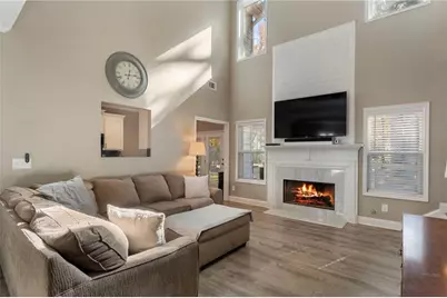 732 E Jefferson Street, Hoschton, GA 30548 - Photo 11