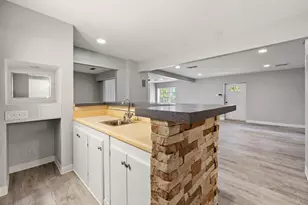 880 Melody Ln, Roswell, GA 30075 - Photo 25