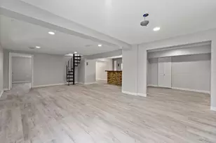 880 Melody Ln, Roswell, GA 30075 - Photo 23