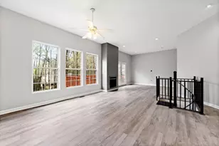 880 Melody Ln, Roswell, GA 30075 - Photo 13