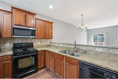 726 Celeste Lane SW, Atlanta, GA 30331 - Photo 9