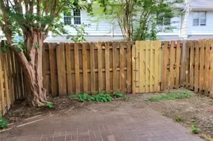 136 Peachtree Memorial Dr NW, Atlanta, GA 30309 - Photo 17