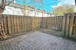 136 Peachtree Memorial Dr NW, Atlanta, GA 30309 - Photo 19