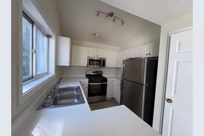 665 Chantress Court, Alpharetta, GA 30004 - Photo 7