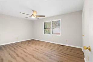 489 Little Rd S E, Marietta, GA 30067 - Photo 19