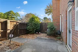 489 Little Rd S E, Marietta, GA 30067 - Photo 25