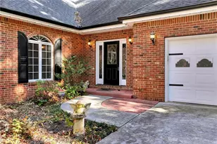 4570 Deep Creek Dr, Sugar Hill, GA 30518 - Photo 3