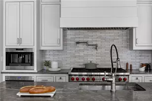 201 Dovecrest Dr, Atlanta, GA 30305 - Photo 13