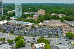 2870 Pharr Ct South NW, Atlanta, GA 30305 - Photo 15