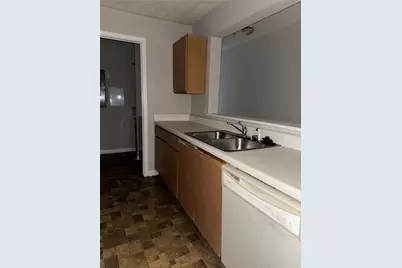 2203 Par Three Way, Lithonia, GA 30038 - Photo 3