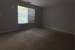 2203 Par Three Way, Lithonia, GA 30038 - Photo 11