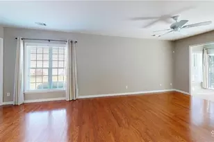 6303 Rockpoint Ln, Hoschton, GA 30548 - Photo 3