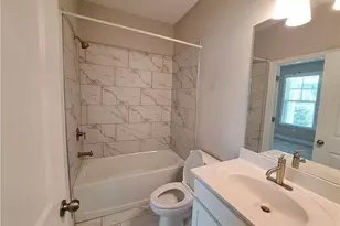 637 Stan Hope Ln, Suwanee, GA 30024 - Photo 9