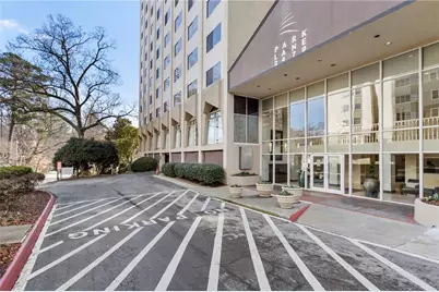 2479 Peachtree Road NE #1804, Atlanta, GA 30305 - Photo 1