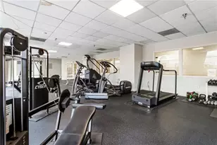 2479 Peachtree Rd NE, Atlanta, GA 30305 - Photo 35