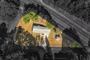 1028 Dixie Dr, Jonesboro, GA 30236 - Photo 3