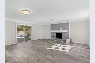 1028 Dixie Drive, Jonesboro, GA 30236 - Photo 5