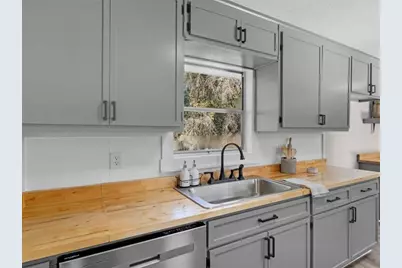 1028 Dixie Drive, Jonesboro, GA 30236 - Photo 13