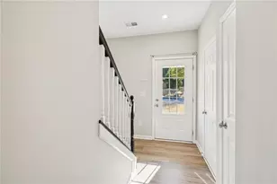 6025 Crescent Landing Dr, Cumming, GA 30028 - Photo 9