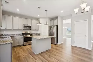 6025 Crescent Landing Dr, Cumming, GA 30028 - Photo 13