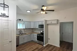 382 5th St, Cedartown, GA 30125 - Photo 9