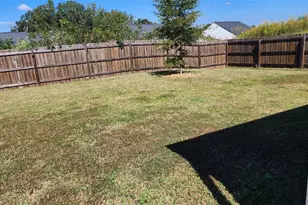 195 Twin Lakes Dr, Covington, GA 30016 - Photo 5