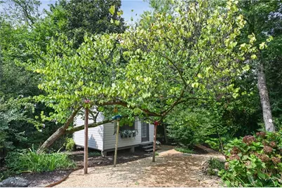 2067 Fairhaven Circle NE, Atlanta, GA 30305 - Photo 47