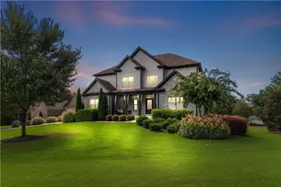 1186 Lincoln Dr, Marietta, GA 30066 - Photo 1