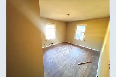 2885 Laguna Drive, Decatur, GA 30032 - Photo 7