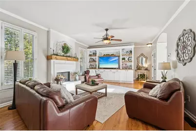 6385 Grand Magnolia Drive, Sugar Hill, GA 30518 - Photo 11