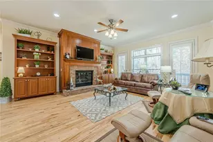 8515 Glen Lake Dr, Cumming, GA 30028 - Photo 15