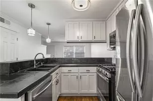 2232 Dunseath Ave NW, Atlanta, GA 30318 - Photo 7