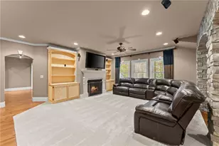 6380 Lake Oak Landing, Cumming, GA 30040 - Photo 41