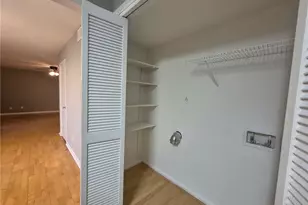 204 Triumph Dr NW, Atlanta, GA 30327 - Photo 9